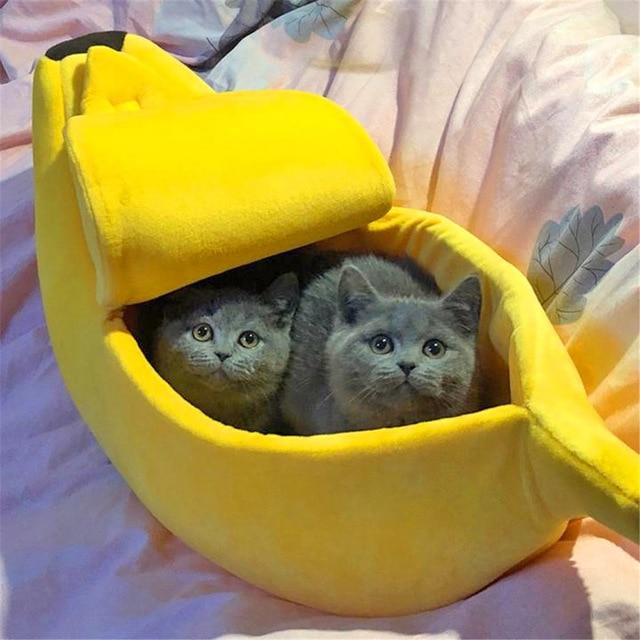 Small Pet Bed Banana Shape